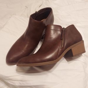 Brown Ankle Boots size 11M